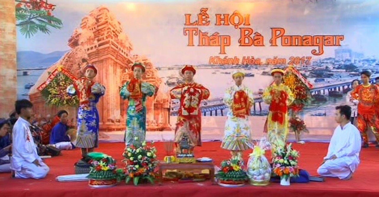 ĐÔI NÉT VỀ NGHỆ THUẬT MÚA BÓNG Ở KHÁNH HÒA